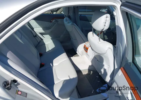 2000 Mercedes-Benz S 430 из США, поврежденный, VIN WDBNG70J7YA113838